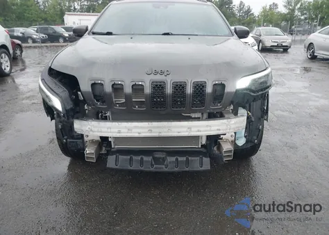 2019 Jeep Cherokee High Altitude 4X4 from USA, damaged, VIN 1C4PJMDX9KD389713
